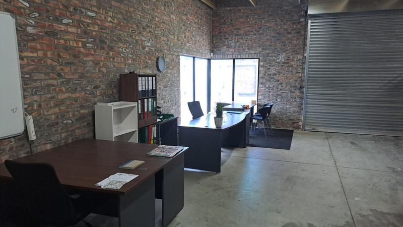 To Let commercial Property for Rent in Fairview Eastern Cape